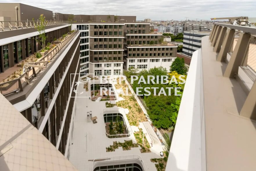 6 Rue Fructidor, Saint-Ouen-sur-Seine to rent - Building Photo - Image 1 of 28