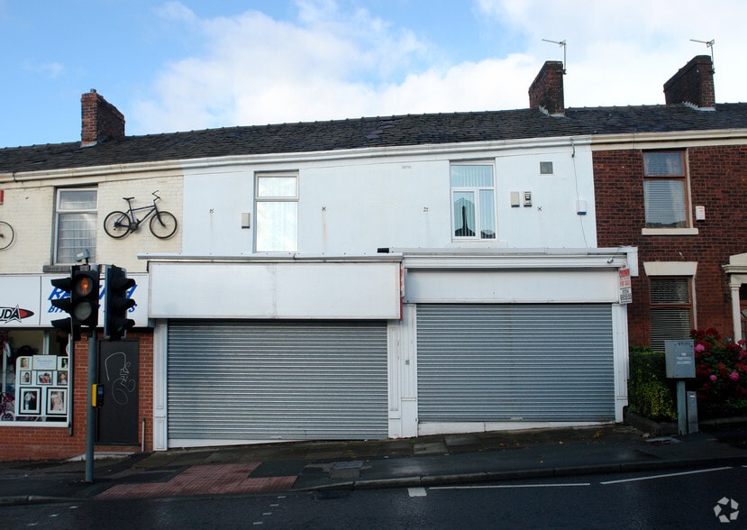 170-172 Bolton Rd, Blackburn for rent - Building Photo - Image 1 of 1