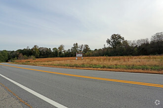 Frith Dr, Martinsville, VA for sale Primary Photo- Image 1 of 9