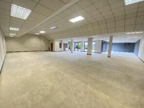 Baildon Rd, Baildon to rent Interior Photo- Image 1 of 1