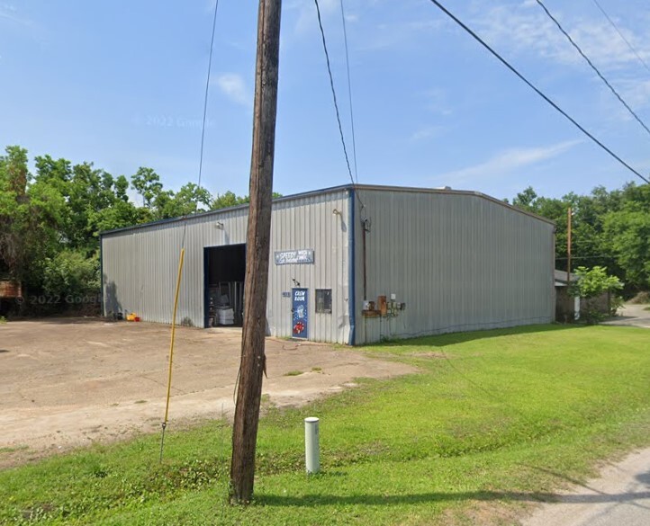 4517 11th St, Gulfport, MS for rent - Building Photo - Image 1 of 2