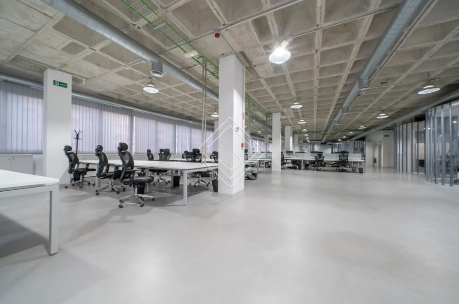 Office in Madrid, Madrid to rent Interior Photo- Image 1 of 9