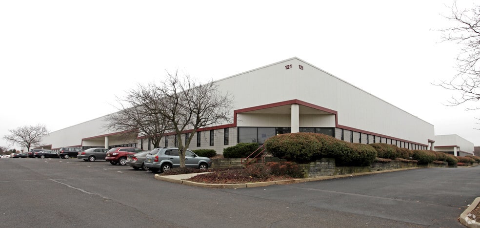 121 W Ethel Rd, Piscataway, NJ for sale - Building Photo - Image 1 of 1