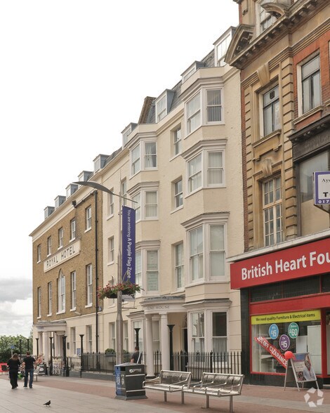 1 High St, Southend On Sea for sale - Building Photo - Image 1 of 1