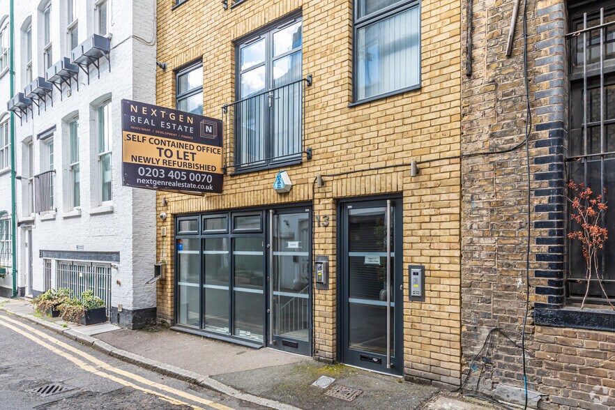 13 Hatton Pl, London to rent - Building Photo - Image 3 of 8