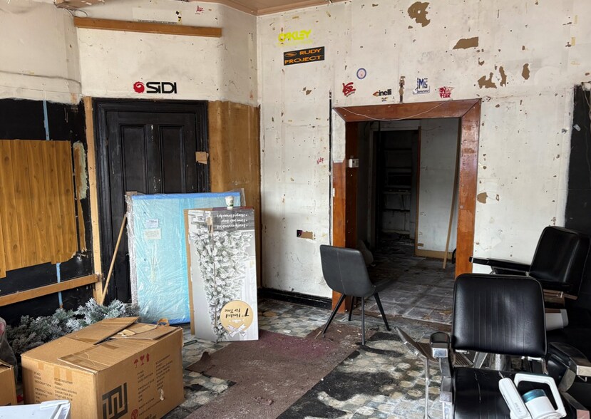 263-265 Upper Newtownards Rd, Belfast to rent - Interior Photo - Image 3 of 3