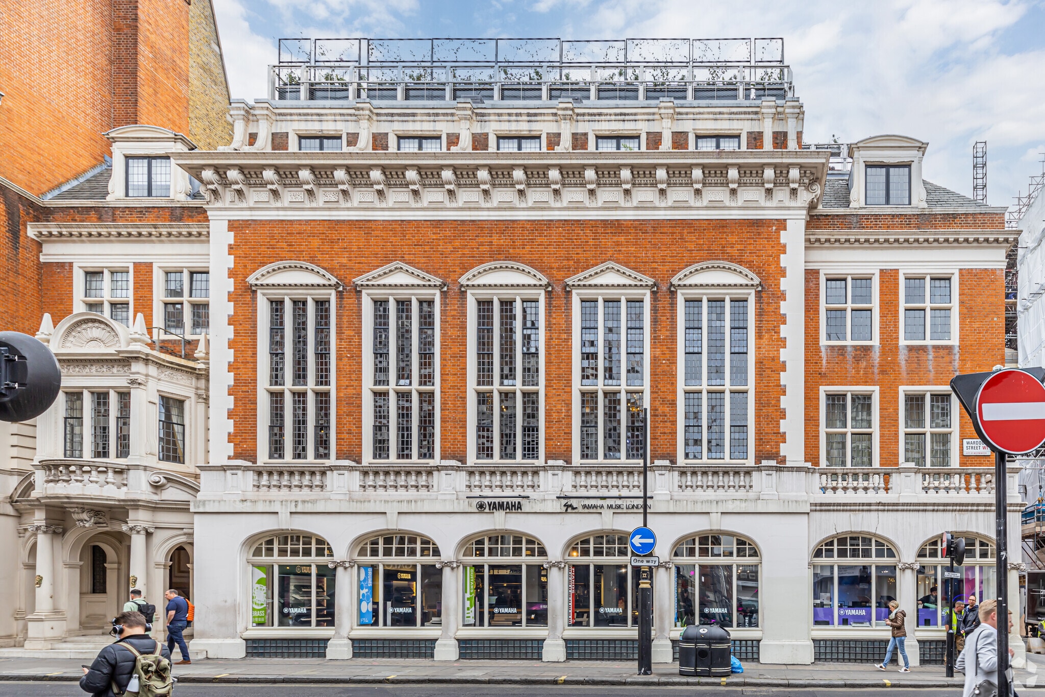 2 Sheraton St, London to rent Building Photo- Image 1 of 6