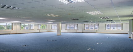 Glenbervie Business Park, Larbert to rent Interior Photo- Image 1 of 3