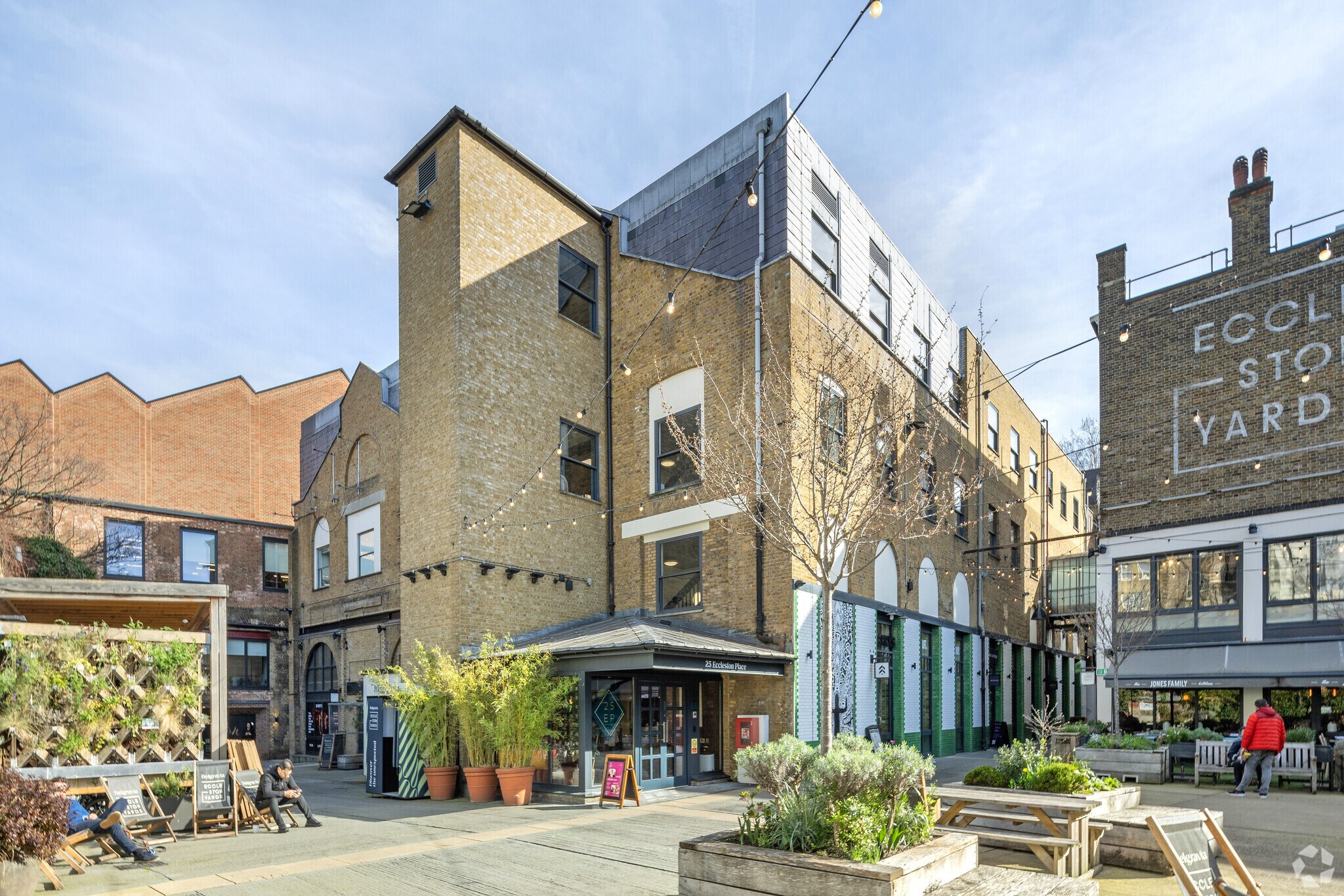 Eccleston Pl, London for sale Primary Photo- Image 1 of 1