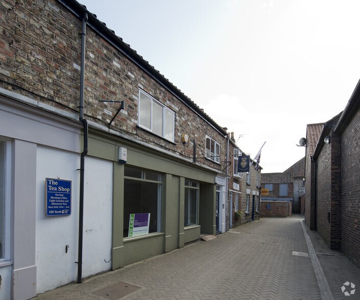 29 Market Pl, Pickering for sale - Primary Photo - Image 1 of 1