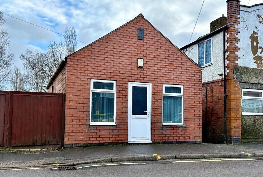 56 Leabrooks Rd, Alfreton for sale Primary Photo- Image 1 of 1