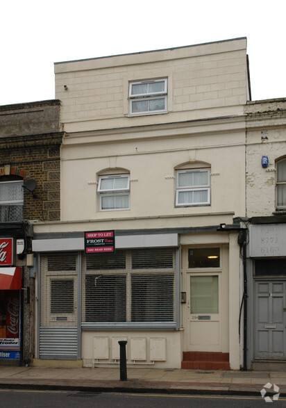 29 High St, London for rent - Primary Photo - Image 1 of 2