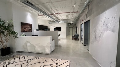 125 S Clark St, Chicago, IL to rent Interior Photo- Image 1 of 4