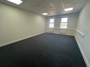 Wesley Sq, Hartlepool to rent Interior Photo- Image 1 of 4