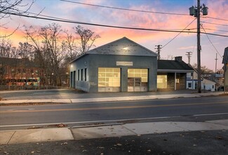 More details for 46 Elm St, Amesbury, MA - Office/Retail for Rent