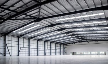 2100 Silverstone Circuit, Silverstone to rent Interior Photo- Image 1 of 1