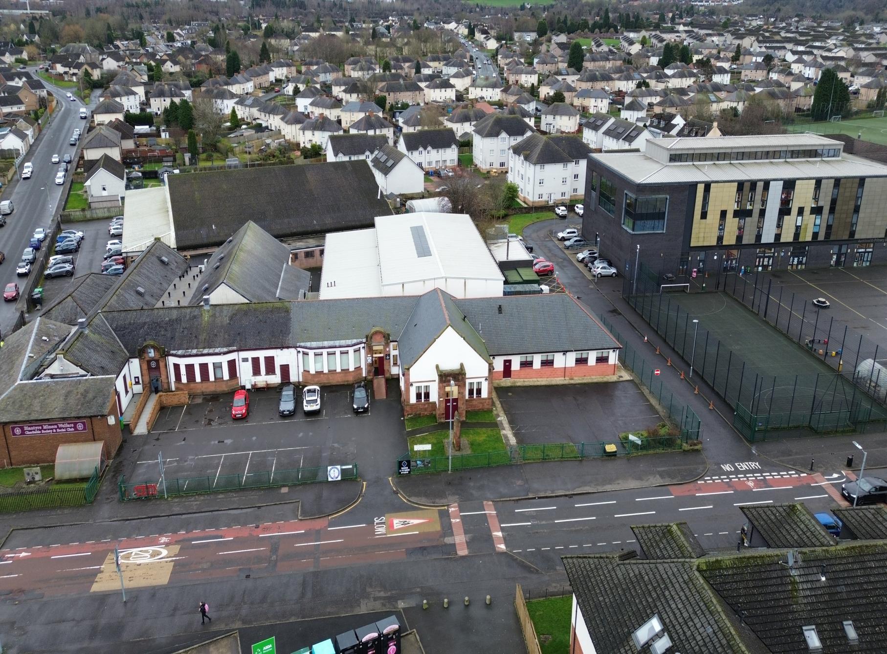 3 Calder St, Blantyre to rent Primary Photo- Image 1 of 4