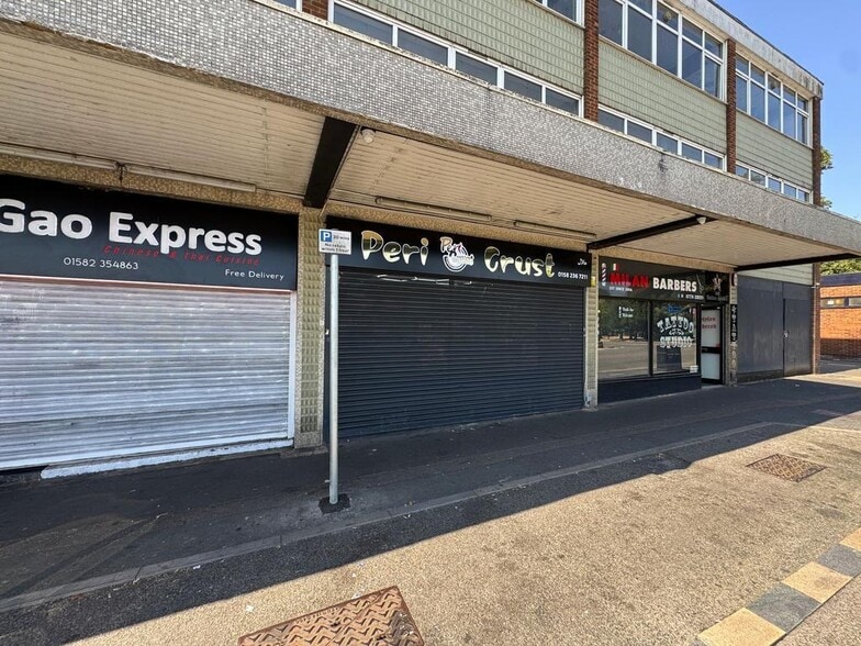 19-23 Queensway, Dunstable to rent - Building Photo - Image 2 of 17