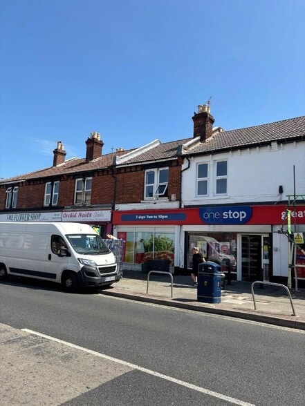 150-154 Copnor Rd, Portsmouth for sale - Building Photo - Image 2 of 8