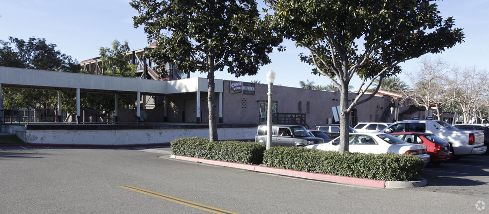 124 E Santa Fe Ave, Fullerton, CA for rent - Building Photo - Image 1 of 7