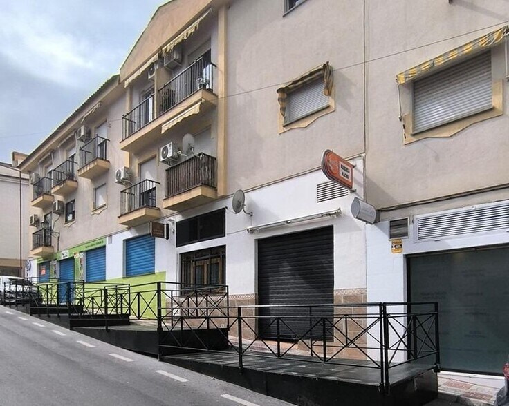Retail in La Zubia, Granada for sale - Building Photo - Image 1 of 11