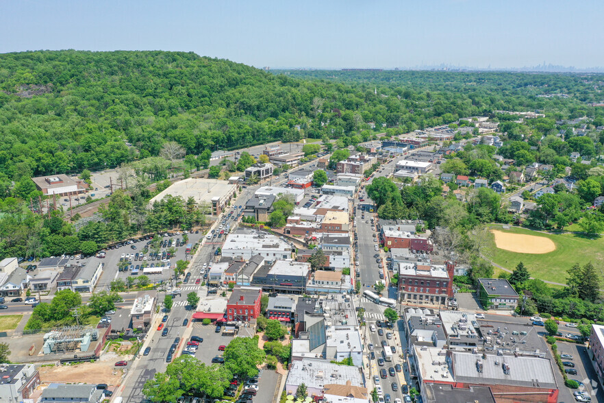 374 Millburn Ave, Millburn, NJ for rent - Aerial - Image 3 of 11