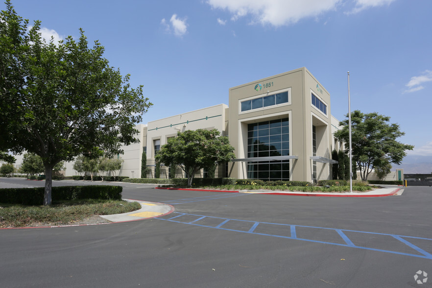 1651 California St, Redlands, CA for sale - Primary Photo - Image 1 of 1