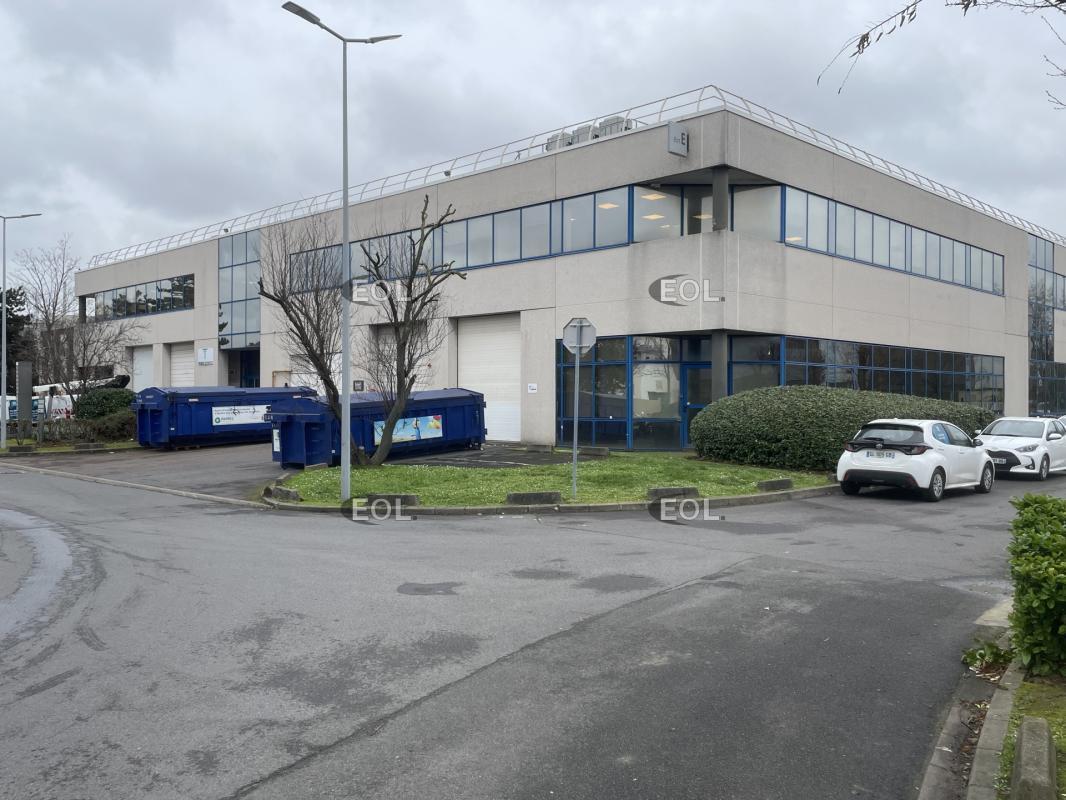 Light Industrial in Gennevilliers to rent Building Photo- Image 1 of 8