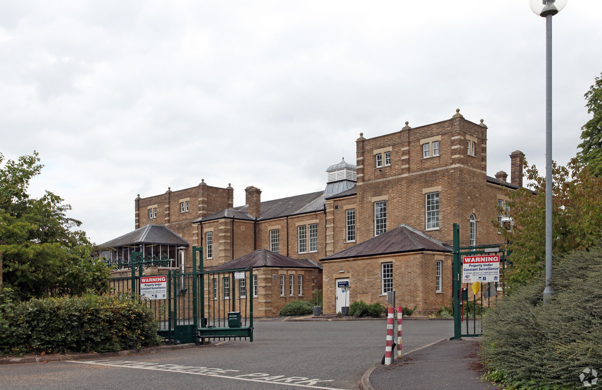 Armstrong Rd, Oxford for sale Primary Photo- Image 1 of 1