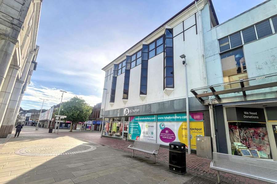 24-26 Stepney Street & 2 Vaughan Street portfolio of 2 properties for sale on LoopNet.co.uk Building Photo- Image 1 of 3