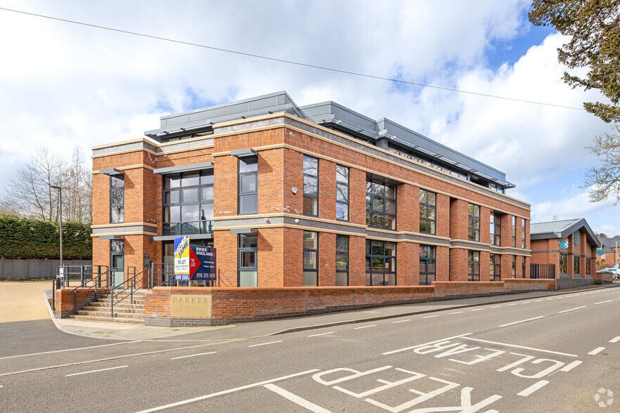 Leicester Rd, Market Harborough for rent - Building Photo - Image 2 of 3