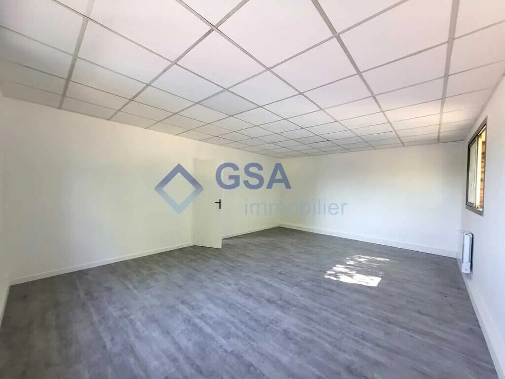 Location Bureaux 107 m² - Photo 1
