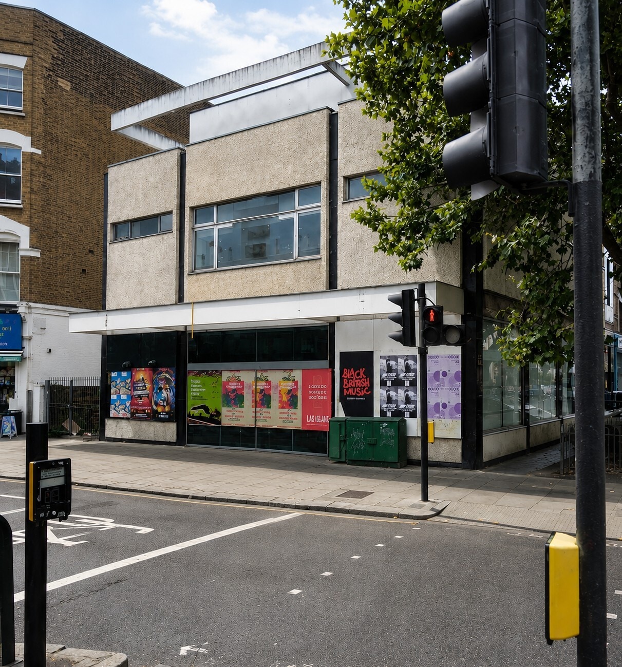137 Ladbroke Grove, London to rent Primary Photo- Image 1 of 5