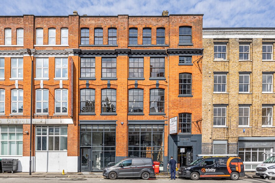 65-69 East Rd, London to rent - Building Photo - Image 1 of 4