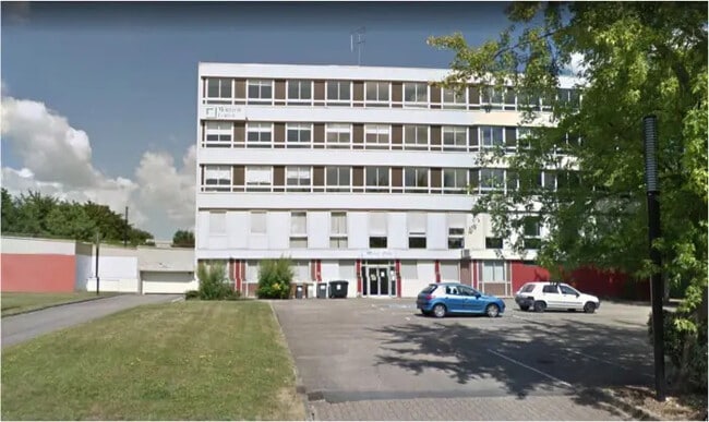 Location Commerce 218 m²