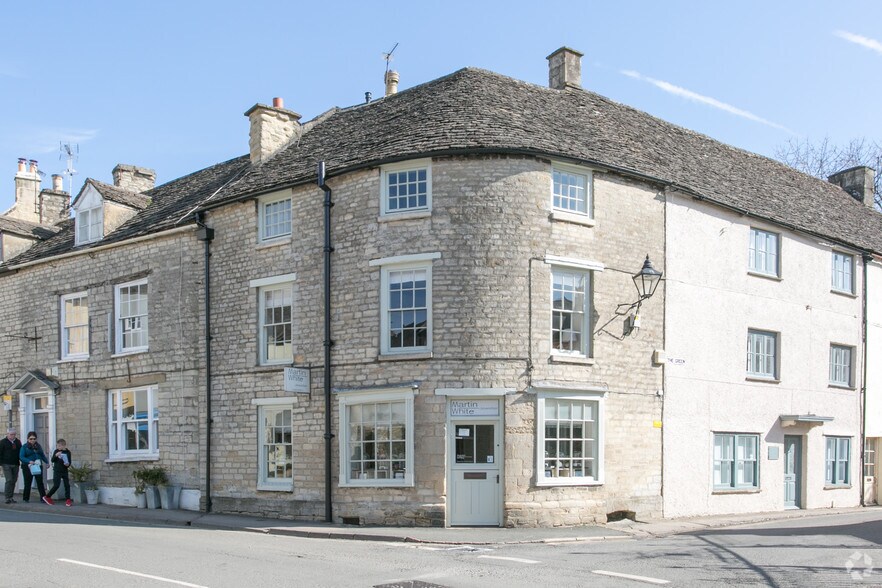 26 Church St, Tetbury for sale - Primary Photo - Image 1 of 1