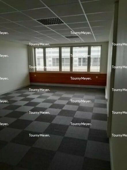 Office in Toulouse to rent - Interior Photo - Image 2 of 4