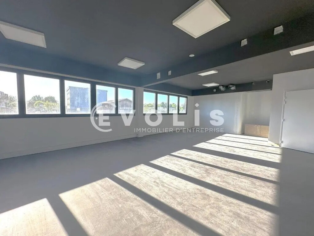 Vente Bureaux 138 m² à 279 m² - Photo 1