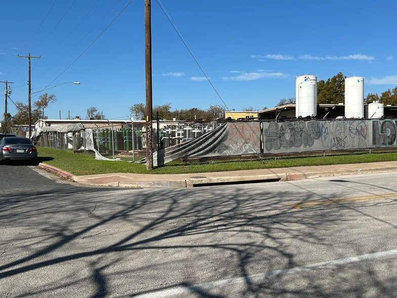 3519 E 5th St, Austin, TX for sale - Building Photo - Image 3 of 6