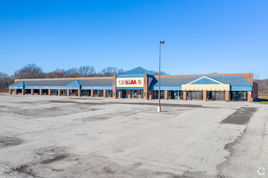 13520 40 Hwy, Independence, MO for sale - Building Photo - Image 3 of 12