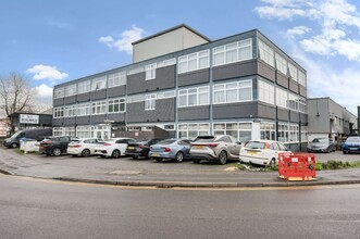 6 Greycaine Rd, Watford for sale Building Photo- Image 1 of 6