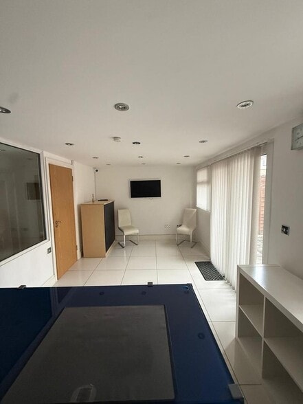 367 Katherine Rd, London to rent - Building Photo - Image 2 of 14