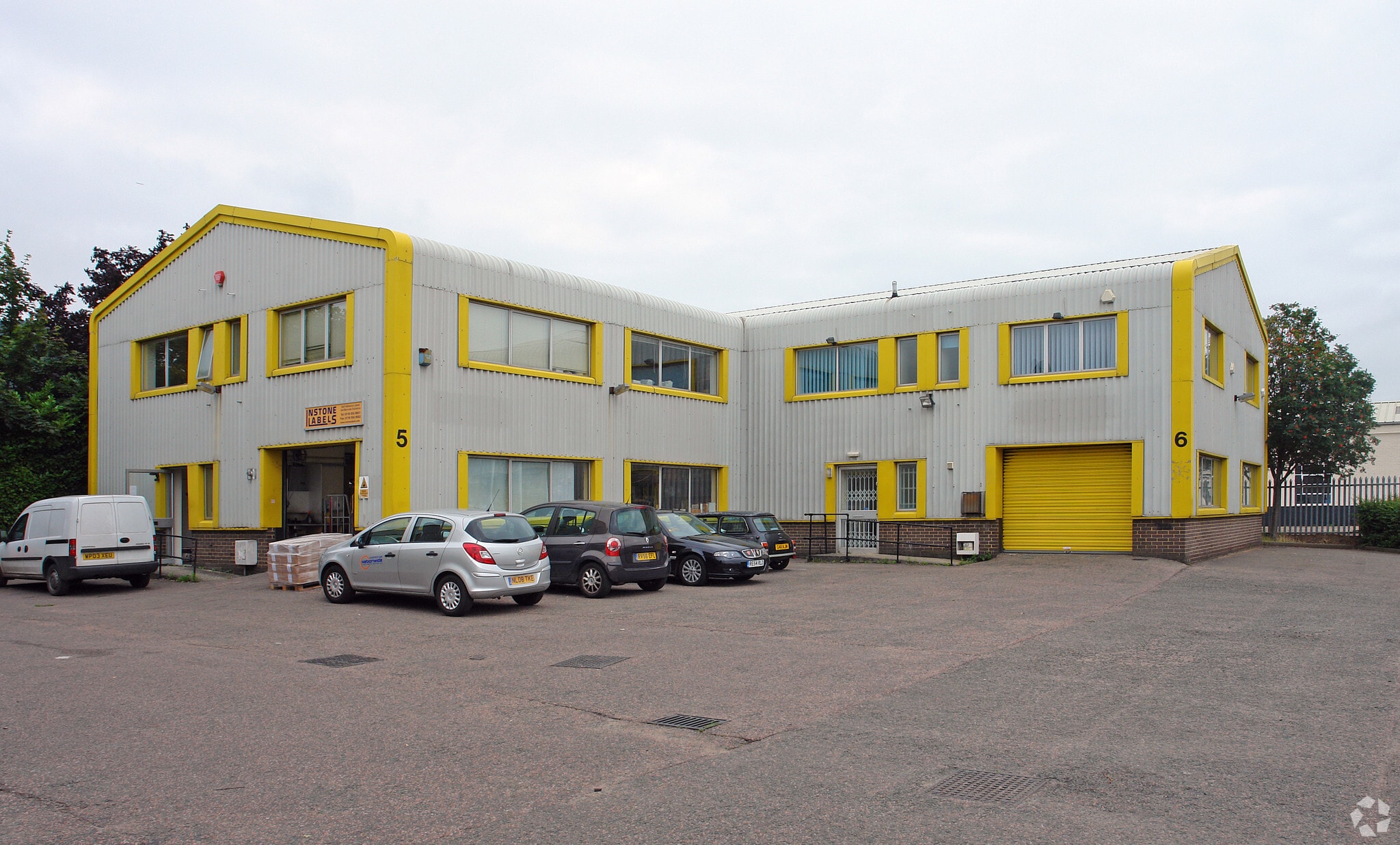 Weighbridge Row, Reading for sale Primary Photo- Image 1 of 1