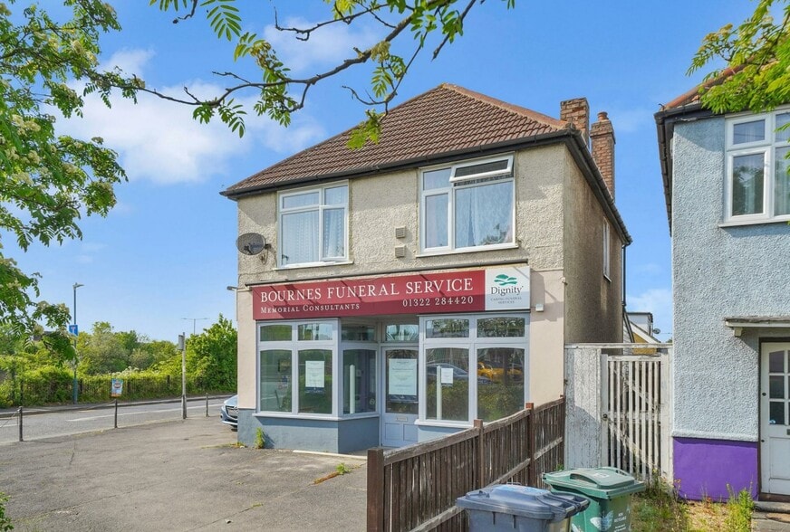 118 The Brent, Dartford for sale - Building Photo - Image 1 of 1