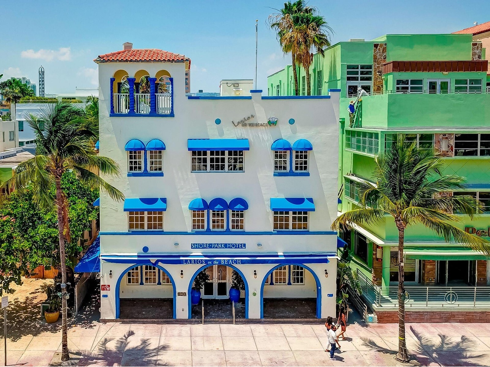 820 Ocean Dr, Miami Beach, FL for sale Primary Photo- Image 1 of 1