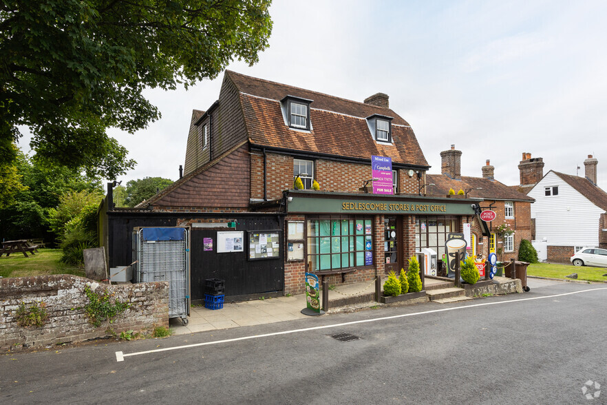 The Green, Sedlescombe for sale - Primary Photo - Image 1 of 14