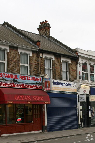 28 London Rd, Enfield for sale - Primary Photo - Image 1 of 1