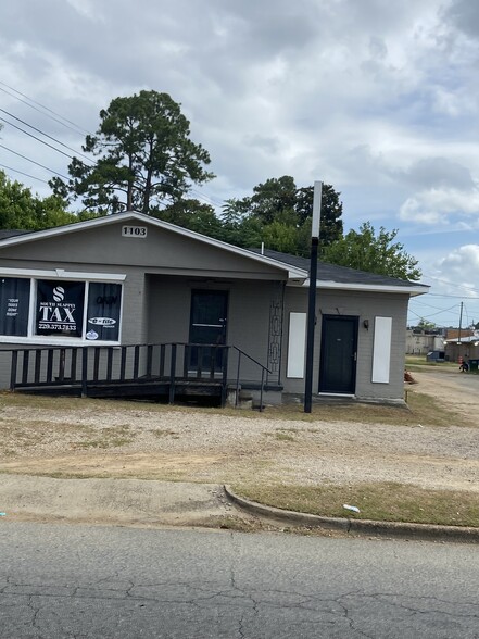 1103 W Gordon Ave, Albany, GA for sale - Building Photo - Image 3 of 6