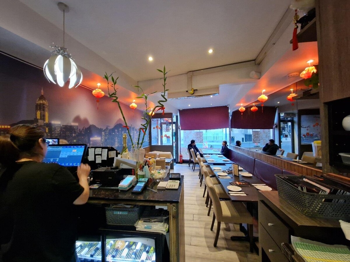 109 Kings Cross Rd, London, LND WC1X 9LR - Unit Restaurant - - Interior Photo - Image 1 of 3