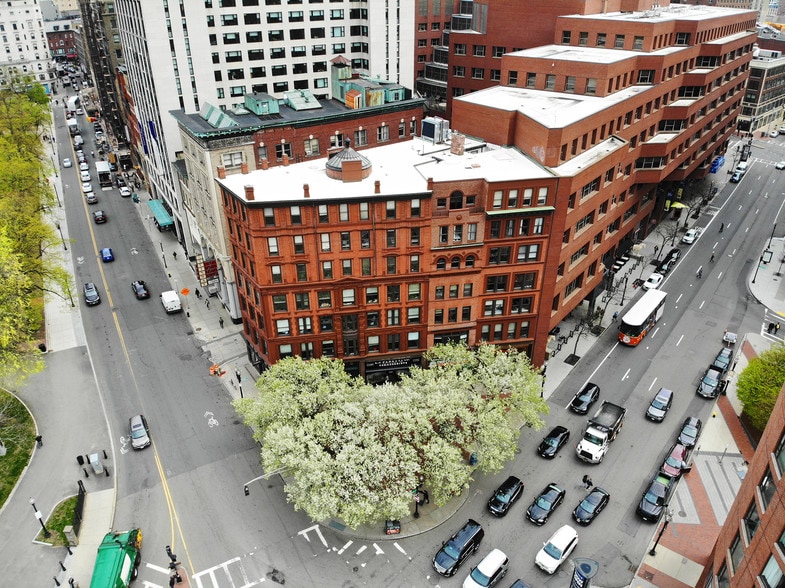 2 Park Plz, Boston, MA to rent - Primary Photo - Image 1 of 25